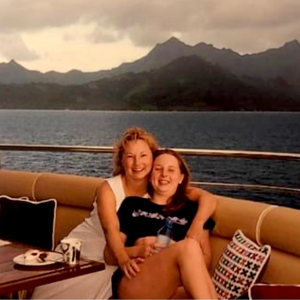 𝑯𝒊! 𝑰𝒎 𝑫𝒆𝒏𝒊𝒔𝒆. 𝑰'𝒎 𝒉𝒂𝒑𝒑𝒚 𝒕𝒐 𝒎𝒆𝒆𝒕 𝒚𝒐𝒖! I’m a Florida-Bama🐊girl in gorgeous AZ.🏜️ - Picture 11 of 16